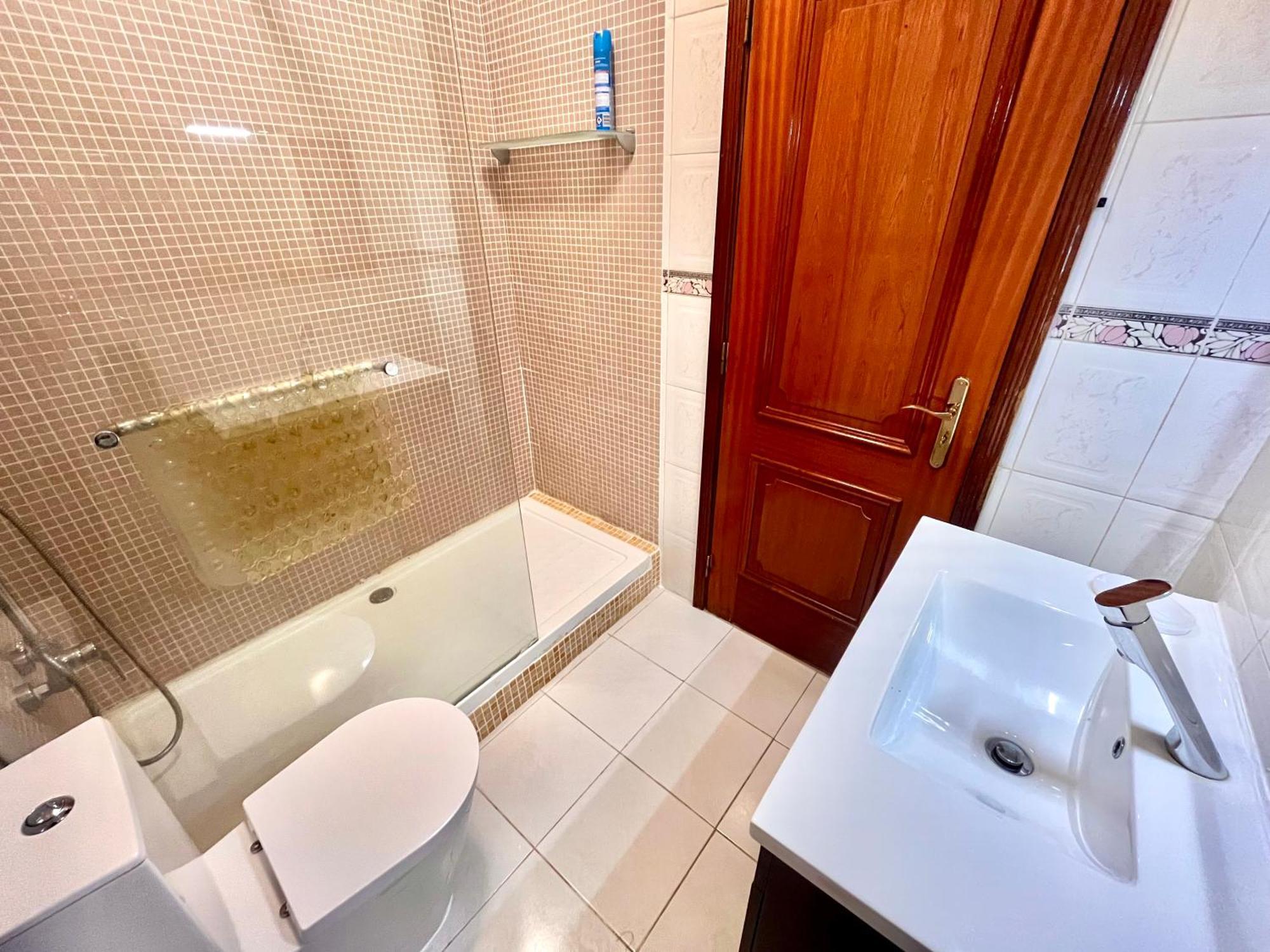 Ferienwohnung Quarto Boa Localizacao Com Cozinha E Casa De Banho Caparica Exterior foto